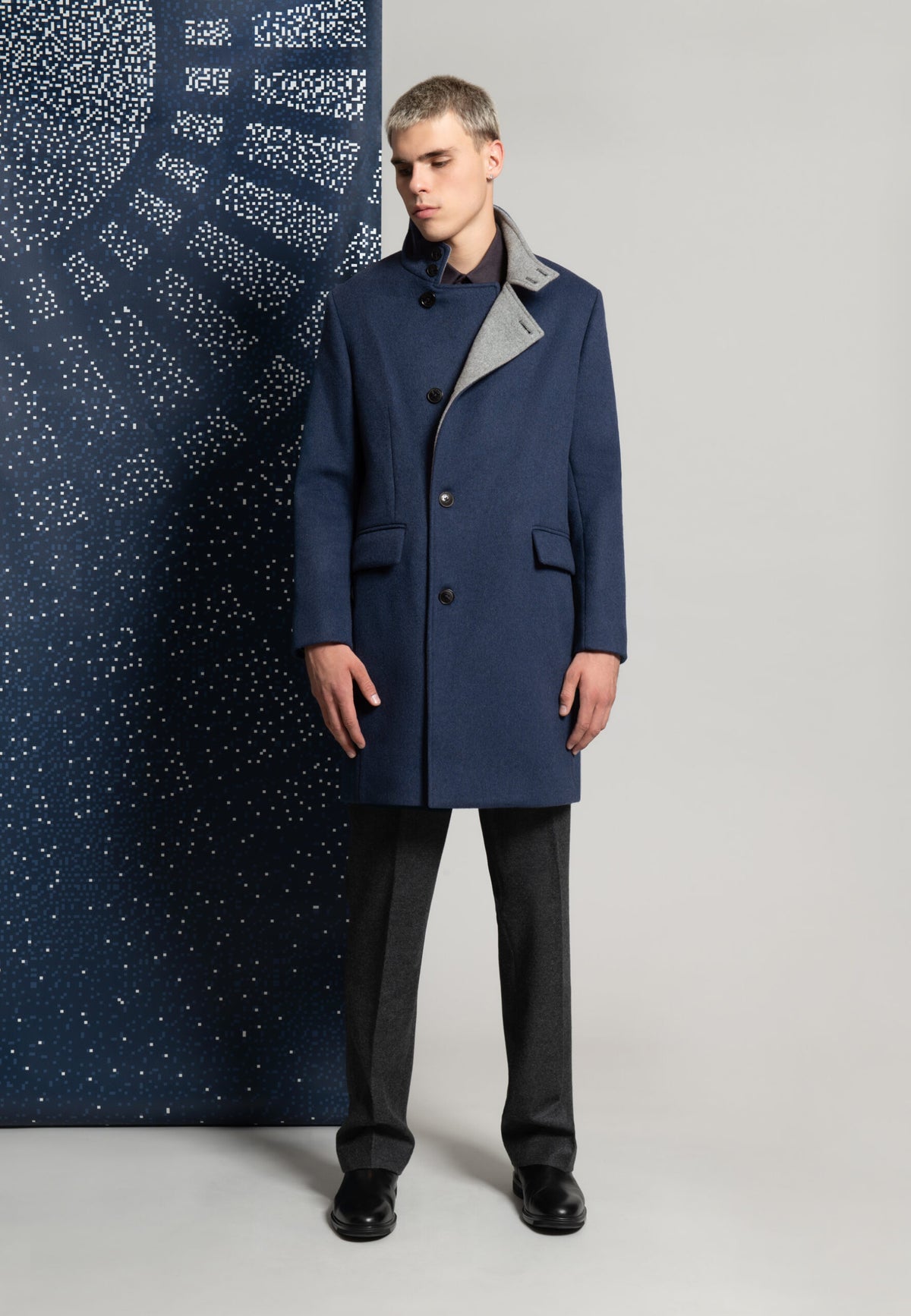 Manteau en laine col officier bleu et gris
