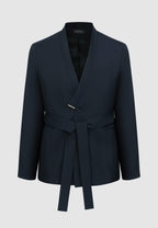Veste en laine bleu marine ceinturée à col yukata