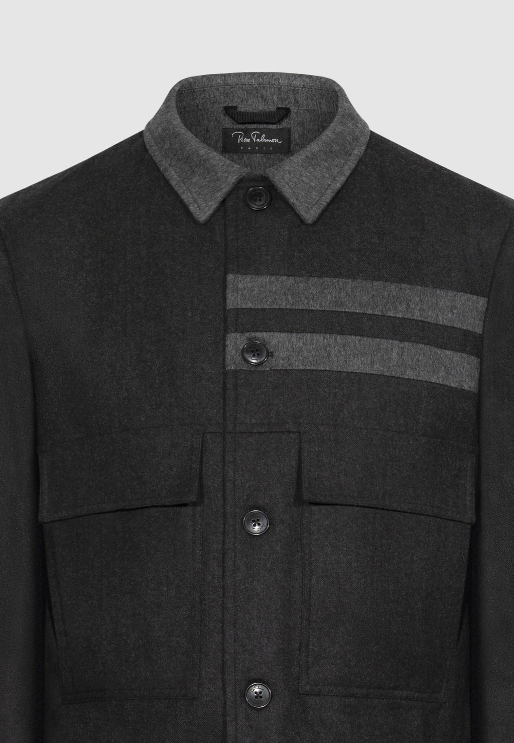 Blouson boutonné en flanelle grise à découpes contrastées